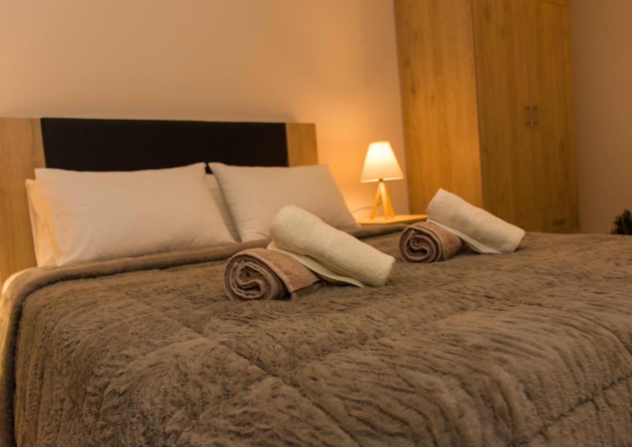 Central Luxury Studio Corinth Bagian luar foto