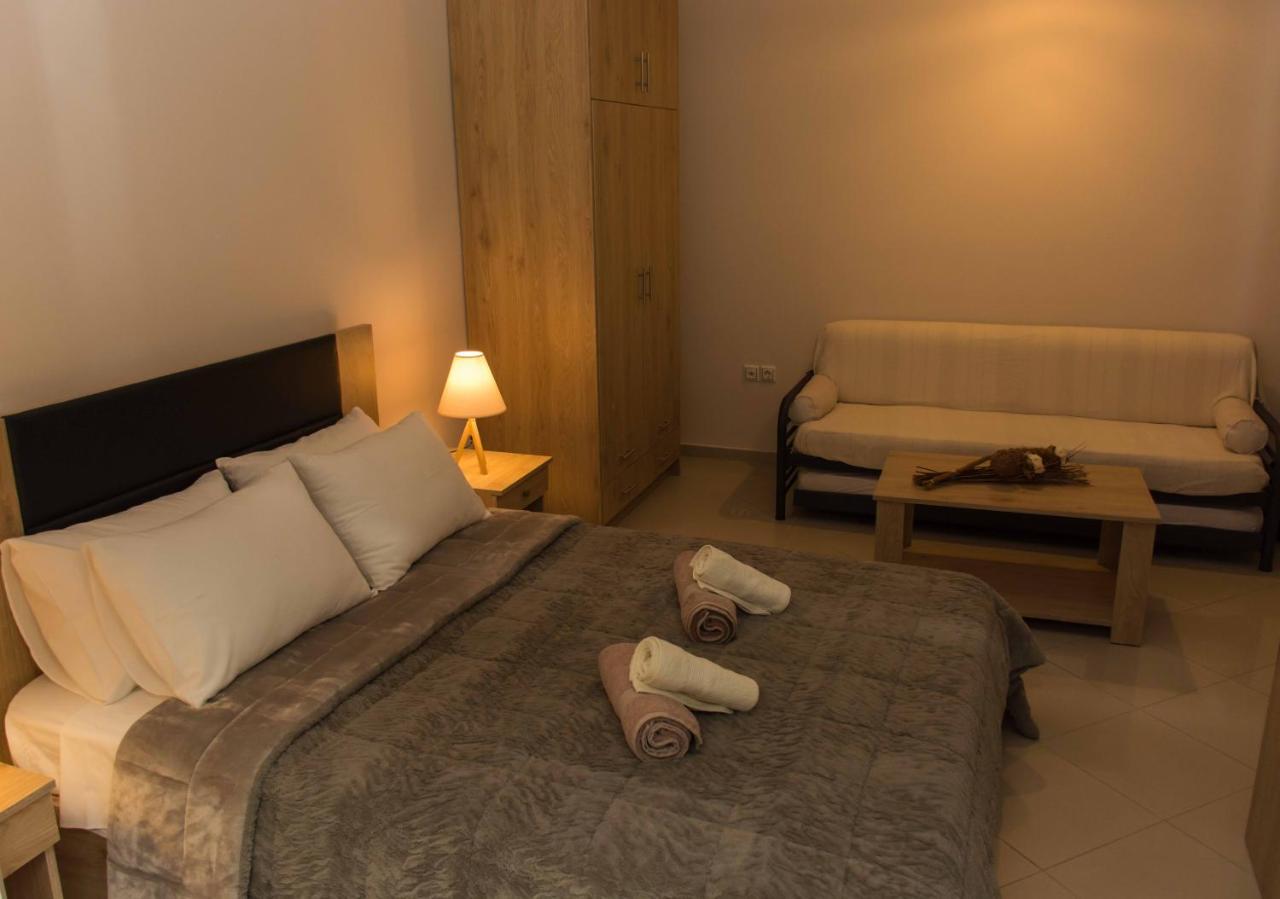 Central Luxury Studio Corinth Bagian luar foto