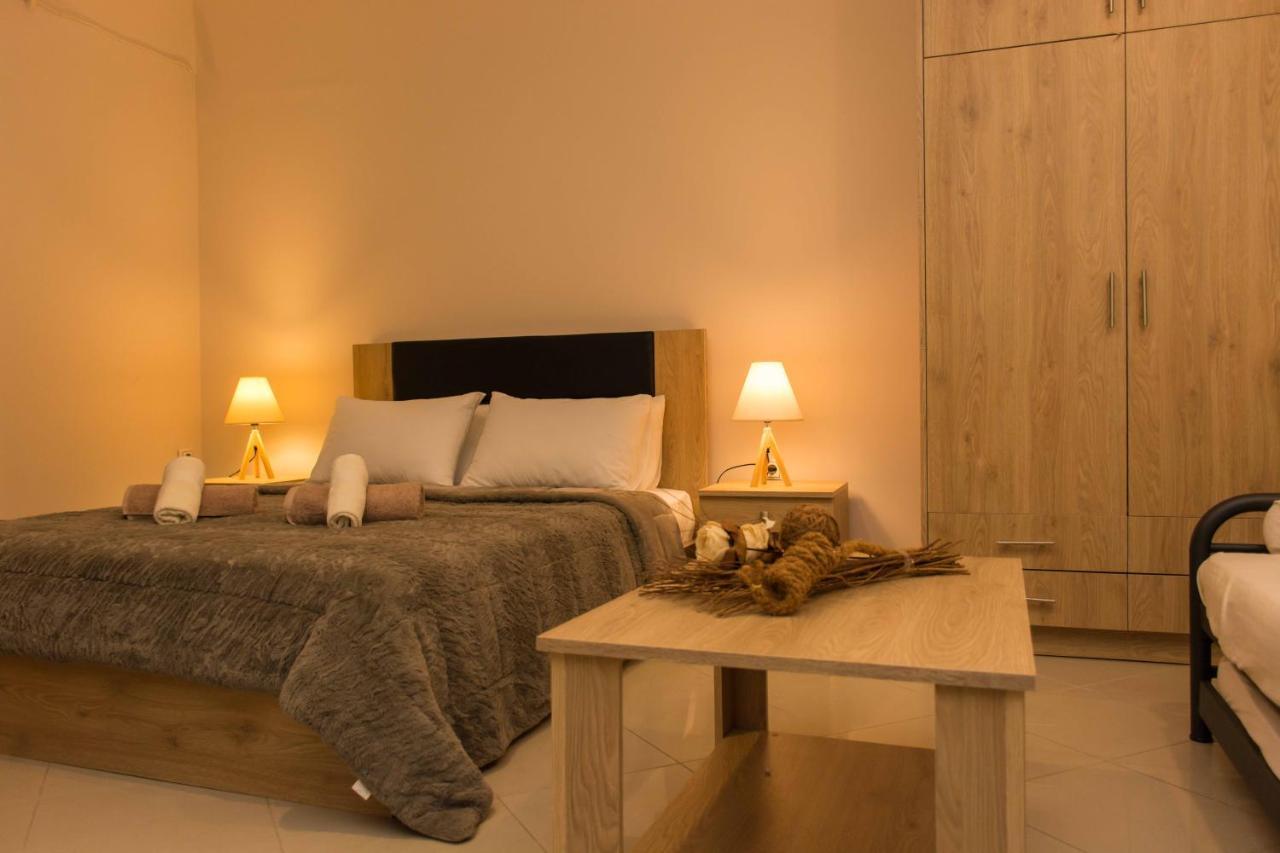 Central Luxury Studio Corinth Bagian luar foto