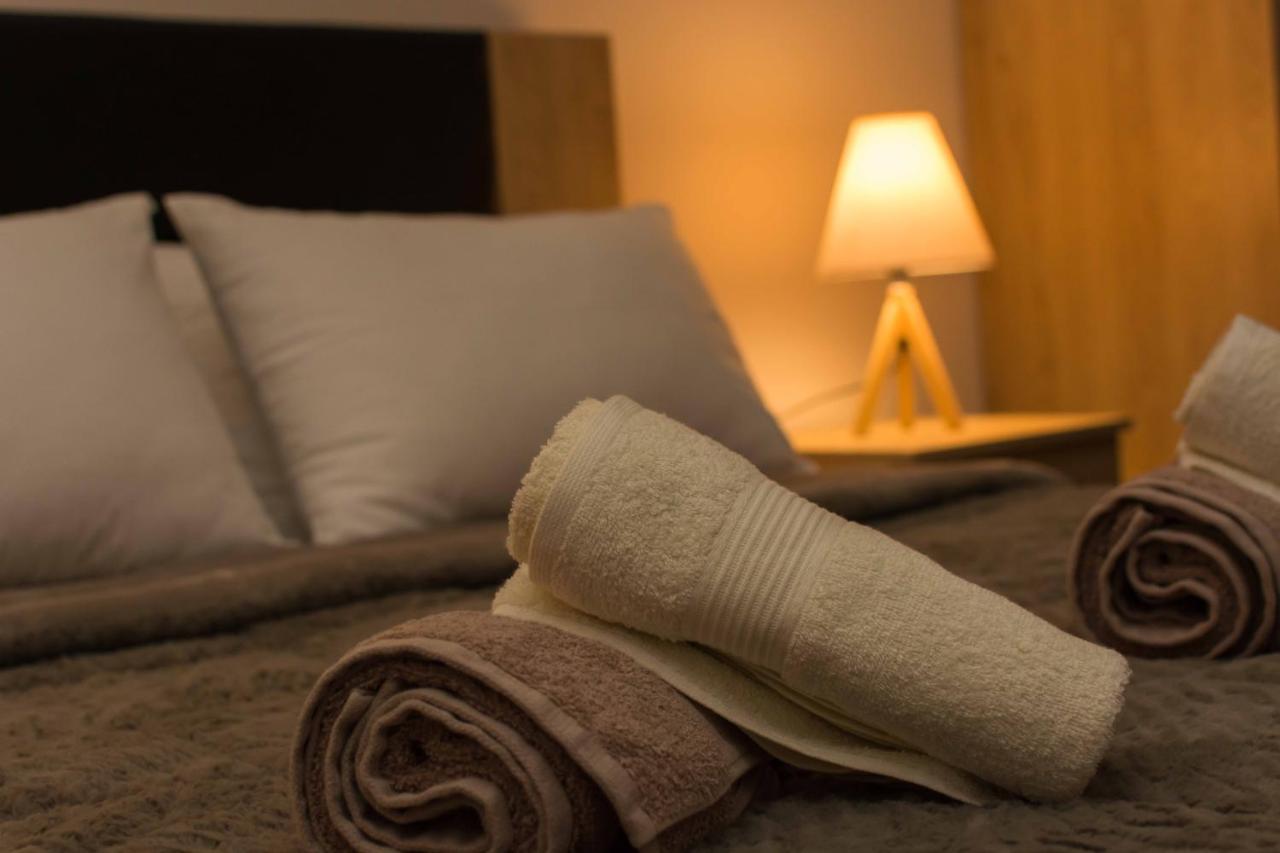 Central Luxury Studio Corinth Bagian luar foto