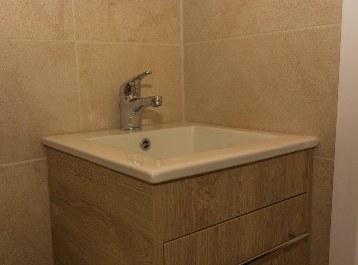 Central Luxury Studio Corinth Bagian luar foto