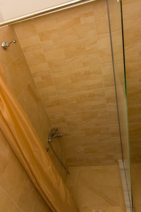 Central Luxury Studio Corinth Bagian luar foto